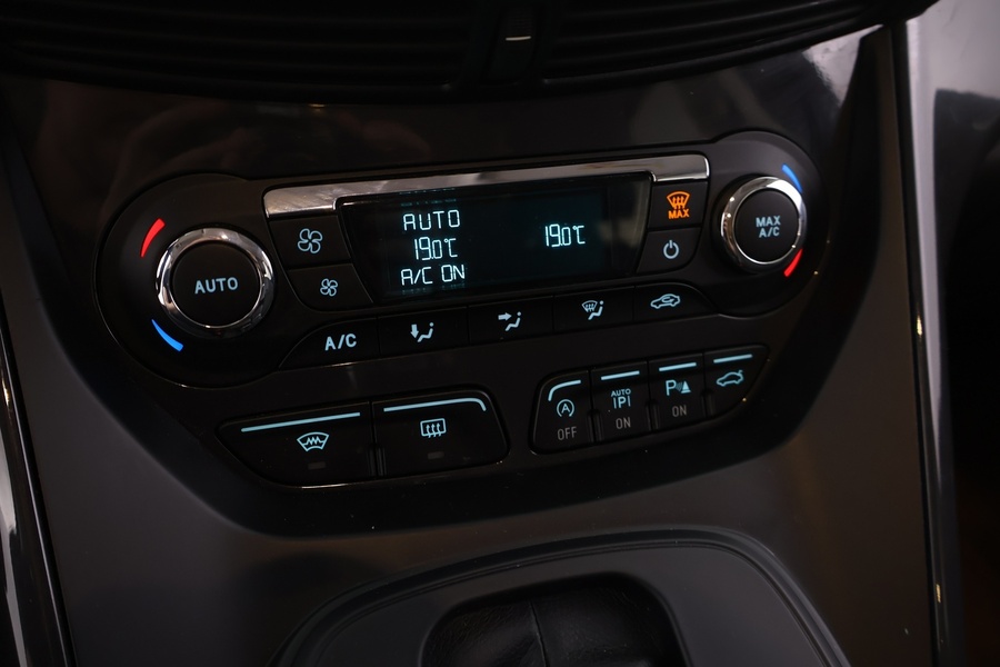 Ford Kuga vaihtoauto