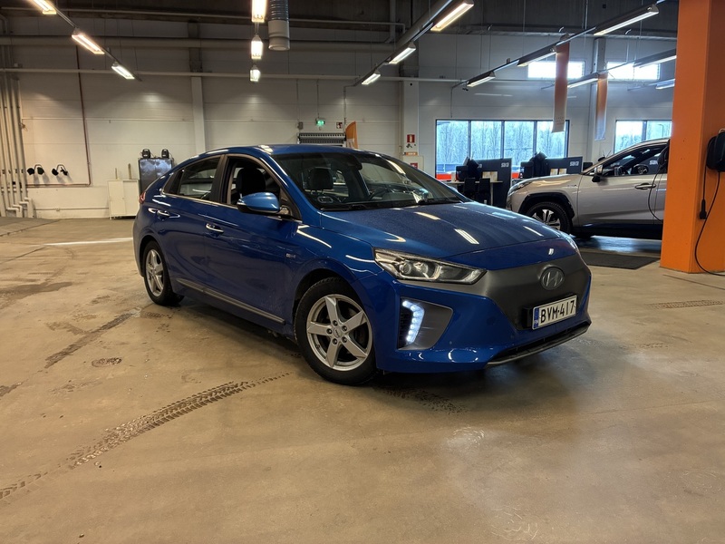 Hyundai IONIQ electric vaihtoauto
