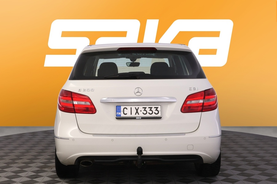 Mercedes-Benz B vaihtoauto