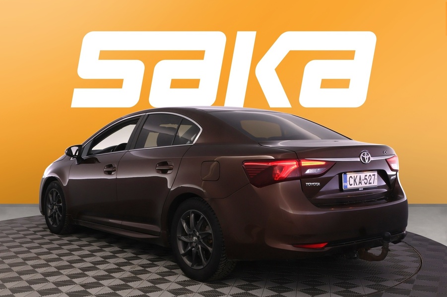 Toyota Avensis vaihtoauto