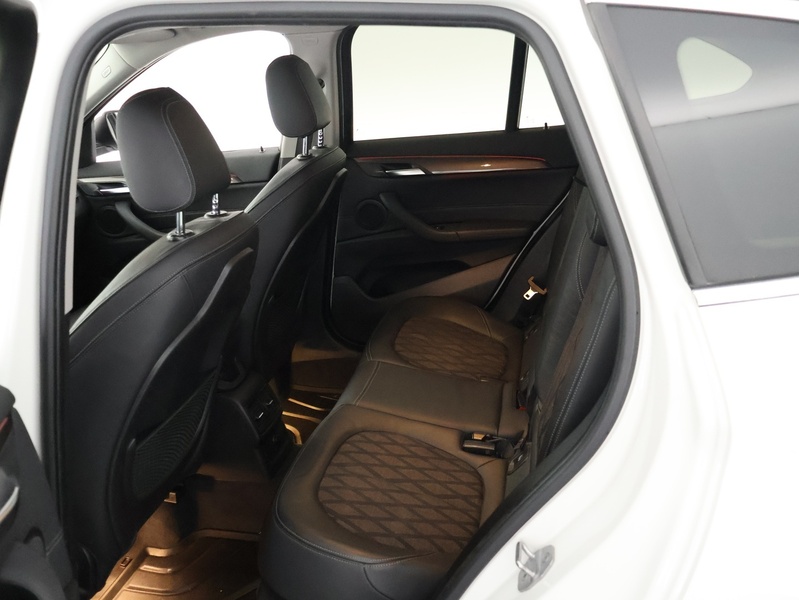 BMW X1 vaihtoauto