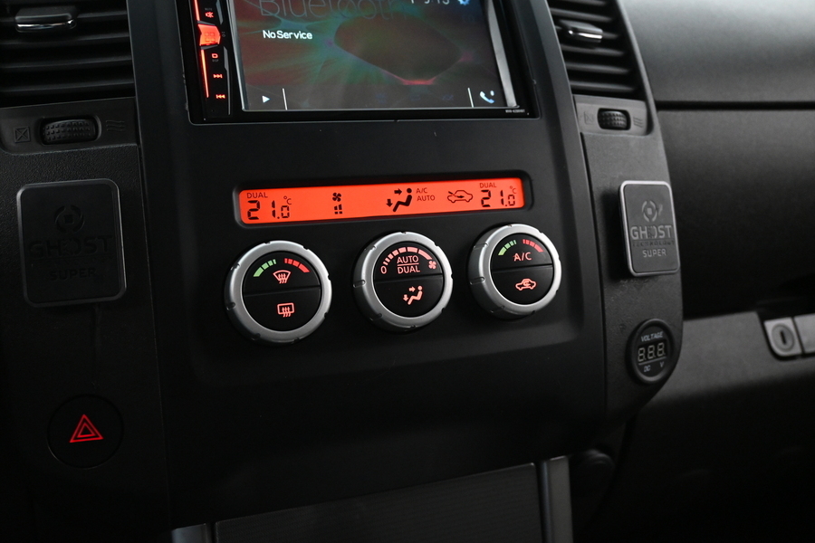 Nissan Navara vaihtoauto