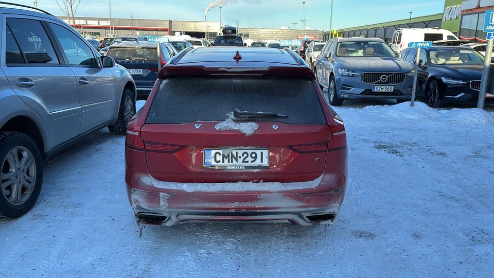 Volvo V60 vaihtoauto