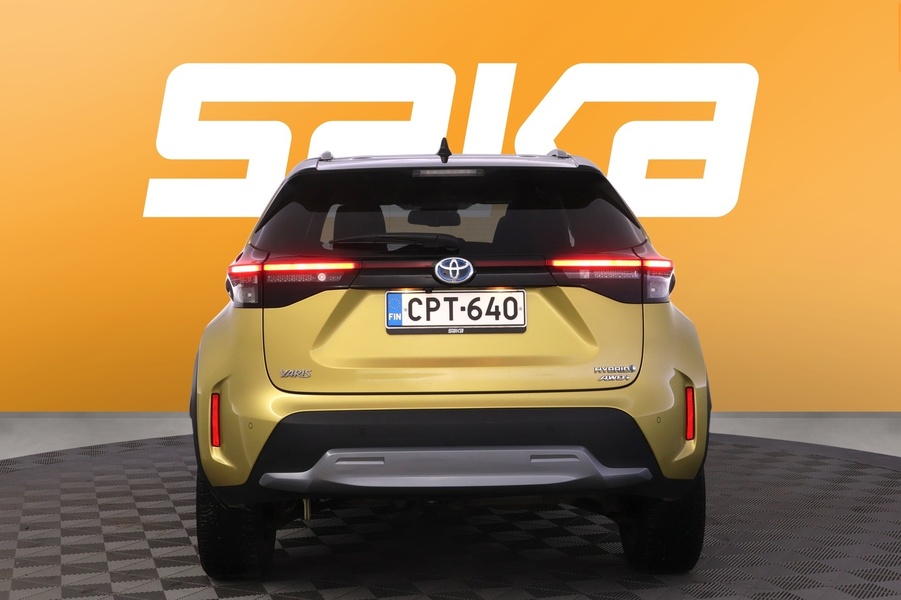 Toyota Yaris Cross vaihtoauto