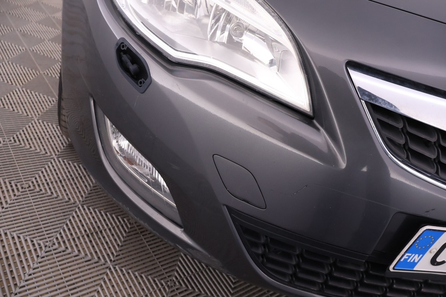 Opel Astra vaihtoauto