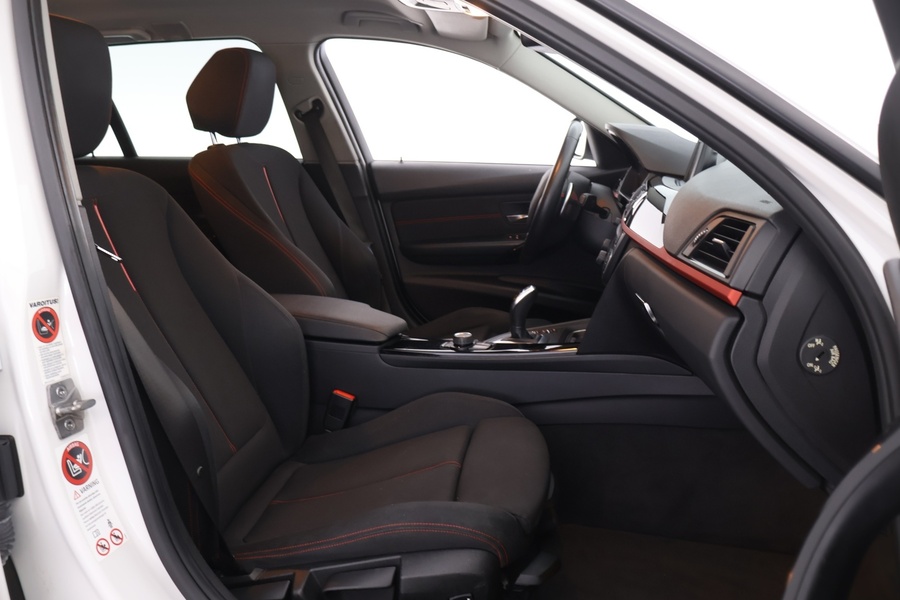 BMW 320 vaihtoauto