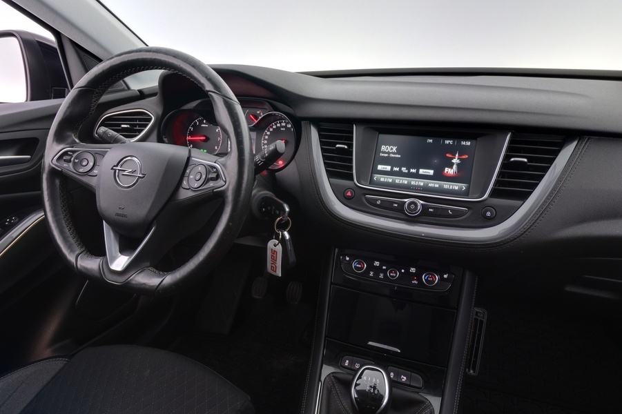 Opel Grandland X vaihtoauto