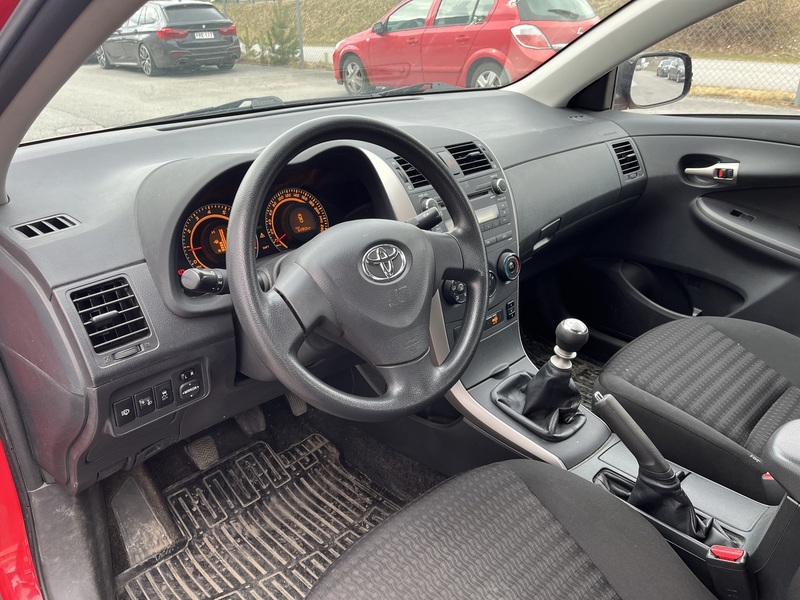 Toyota Corolla vaihtoauto