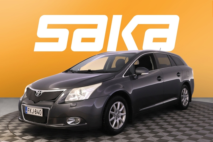 Toyota Avensis vaihtoauto