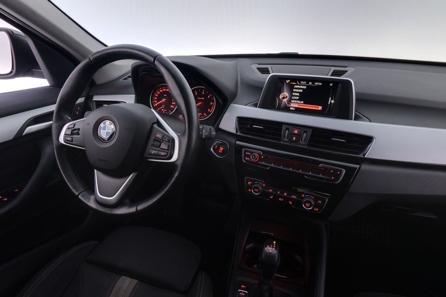 BMW X1 vaihtoauto