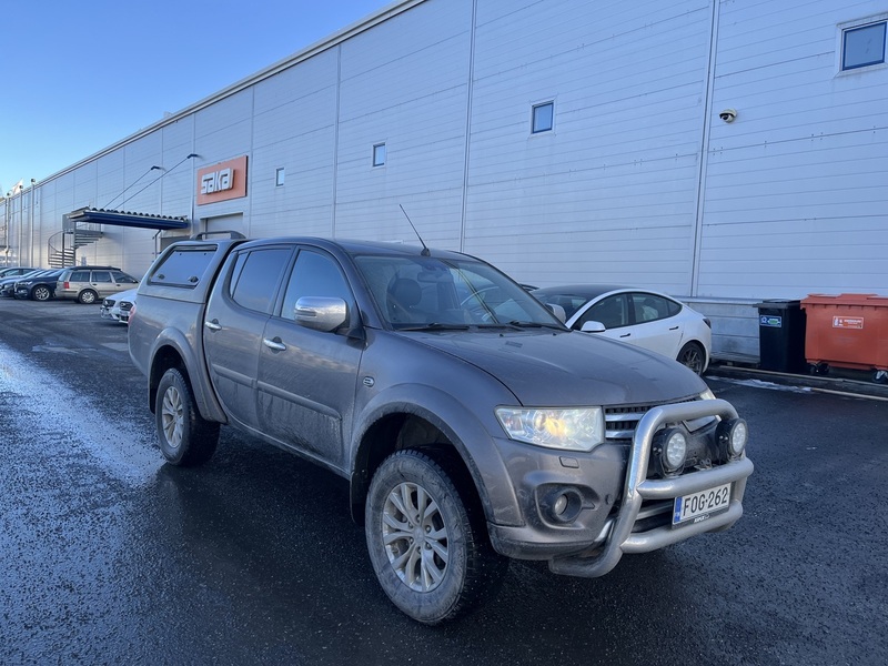 Mitsubishi L200 vaihtoauto