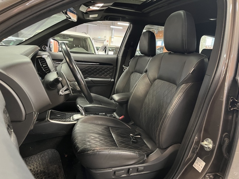 Mitsubishi Outlander PHEV vaihtoauto