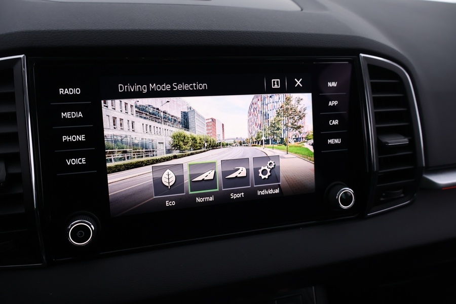 Skoda Karoq vaihtoauto