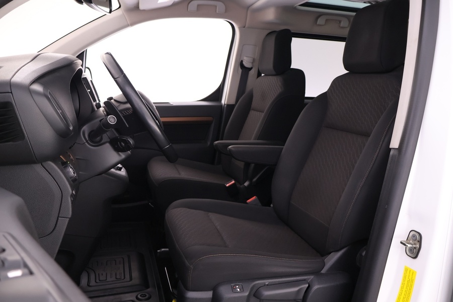 Toyota Proace Verso vaihtoauto