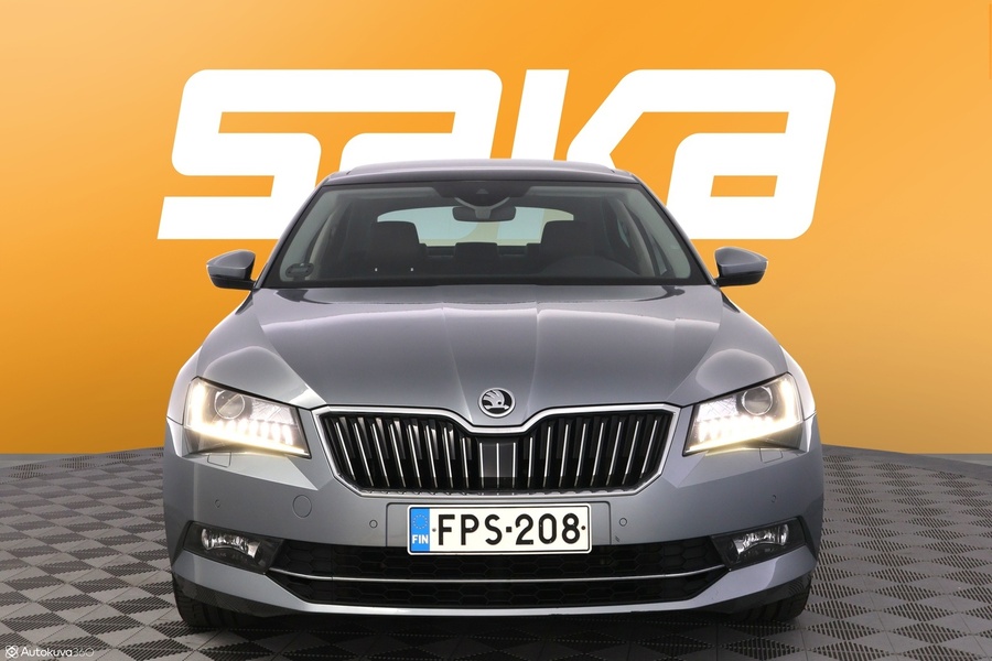 Skoda Superb vaihtoauto