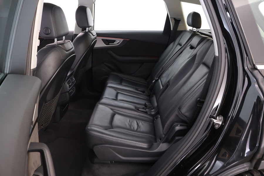 Audi Q7 vaihtoauto