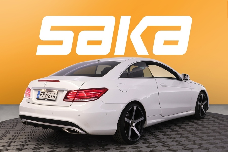 Mercedes-Benz E vaihtoauto