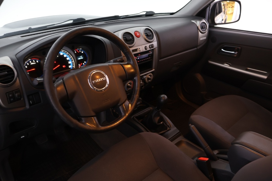 Isuzu D-Max vaihtoauto