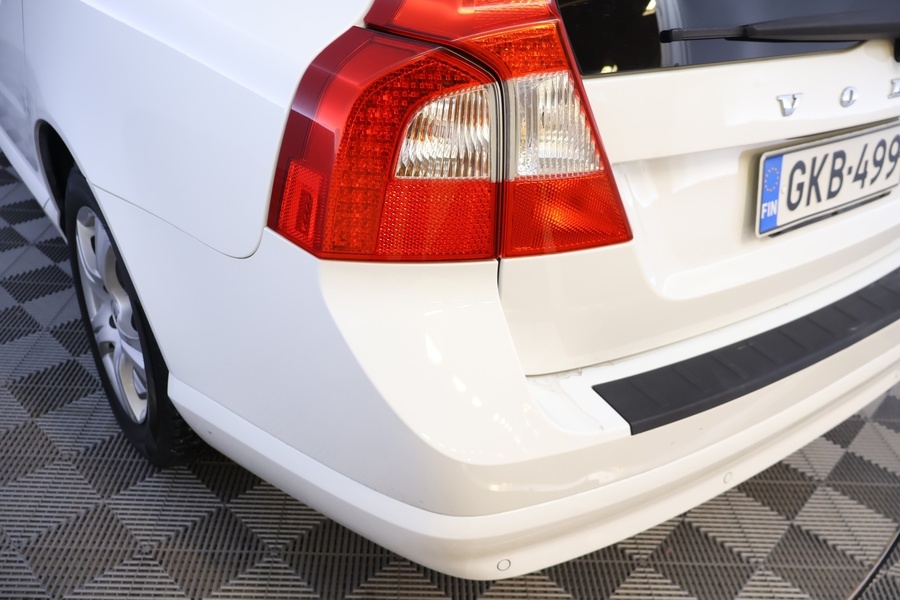 Volvo V70 vaihtoauto