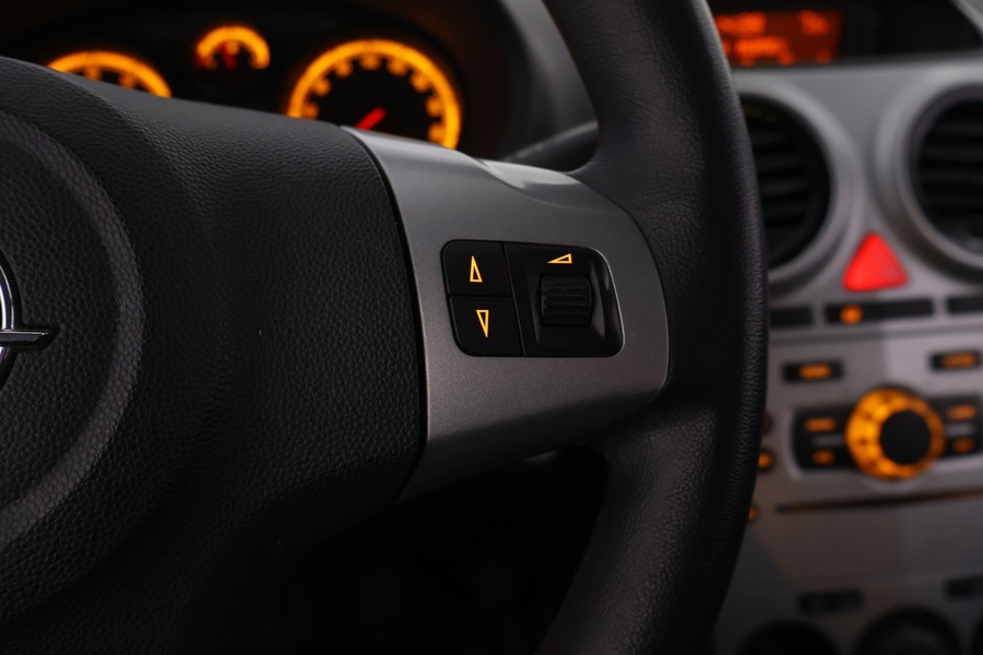 Opel Corsa vaihtoauto