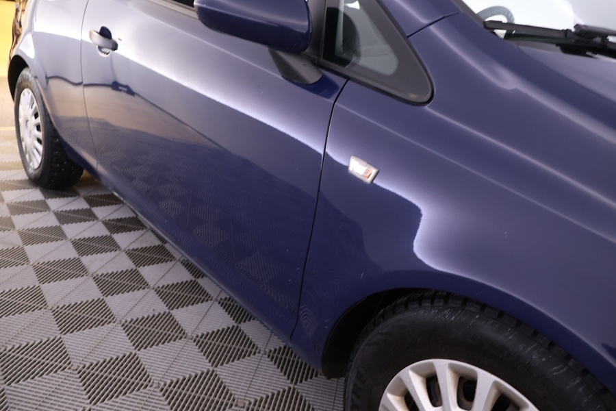 Opel Corsa vaihtoauto