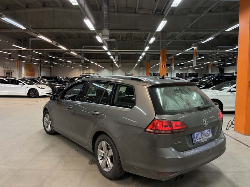 Volkswagen Golf vaihtoauto