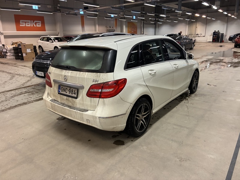 Mercedes-Benz B vaihtoauto