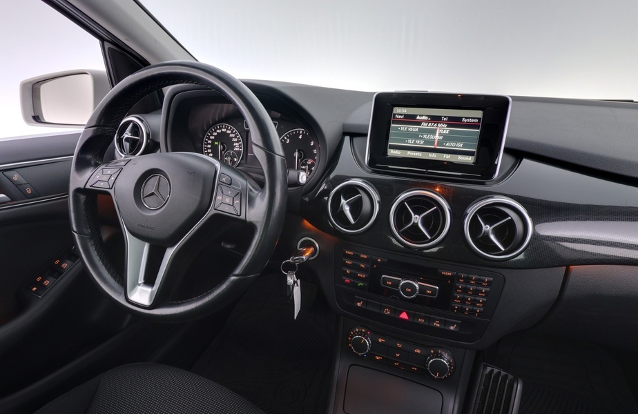 Mercedes-Benz B vaihtoauto