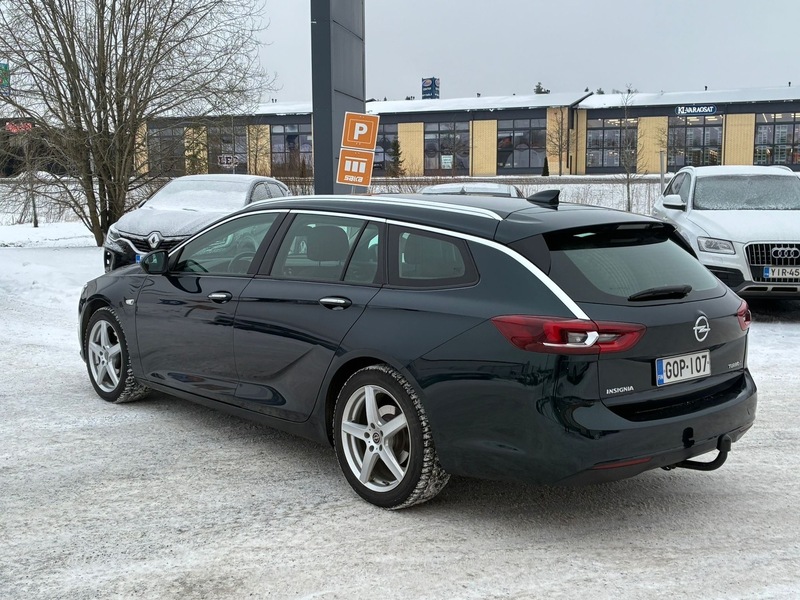 Opel Insignia vaihtoauto
