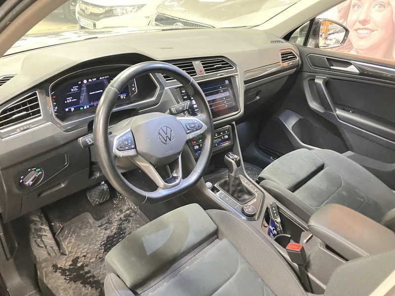 Volkswagen Tiguan vaihtoauto
