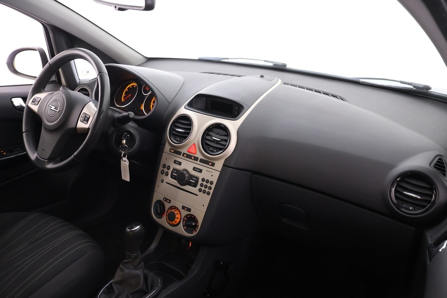 Opel Corsa vaihtoauto