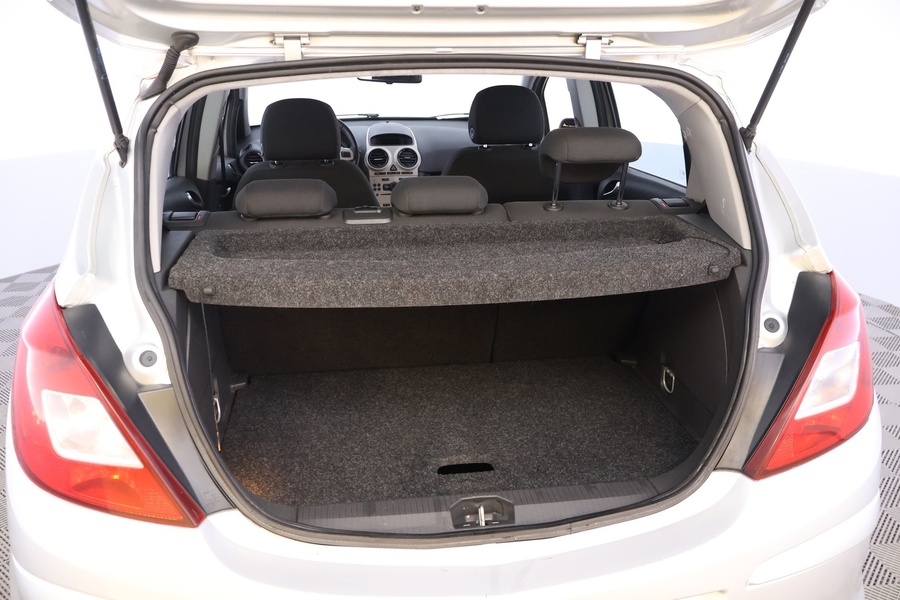 Opel Corsa vaihtoauto