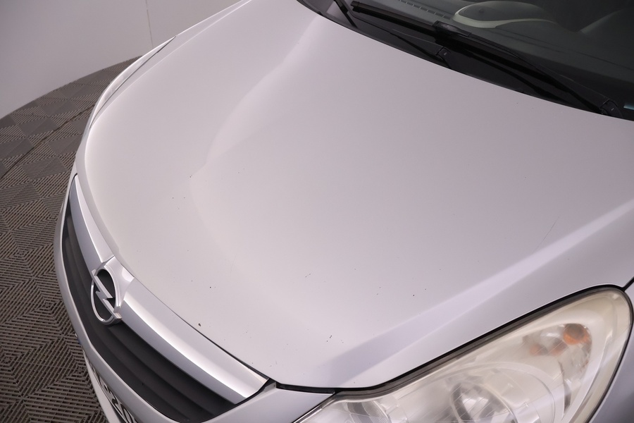 Opel Corsa vaihtoauto