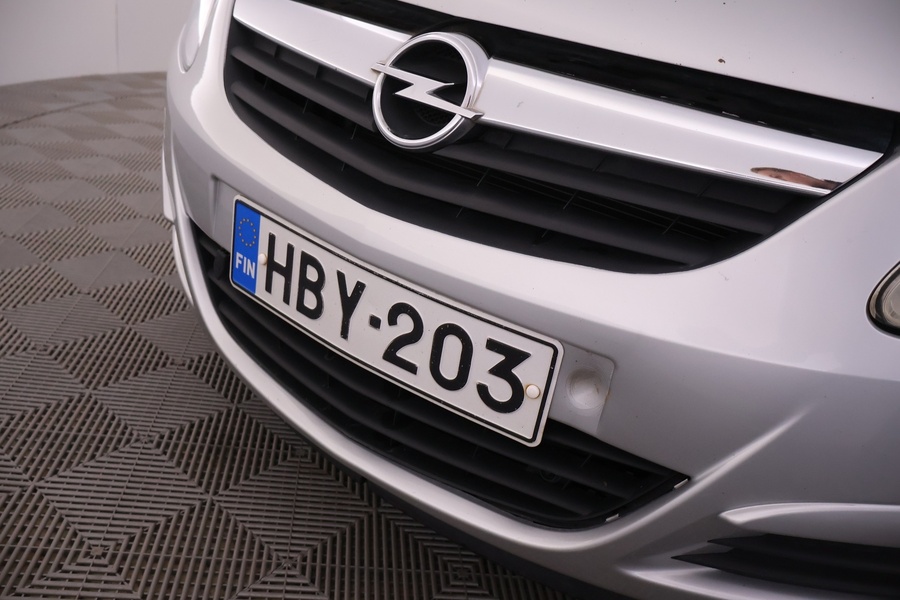 Opel Corsa vaihtoauto