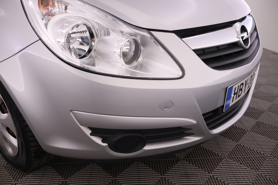 Opel Corsa vaihtoauto