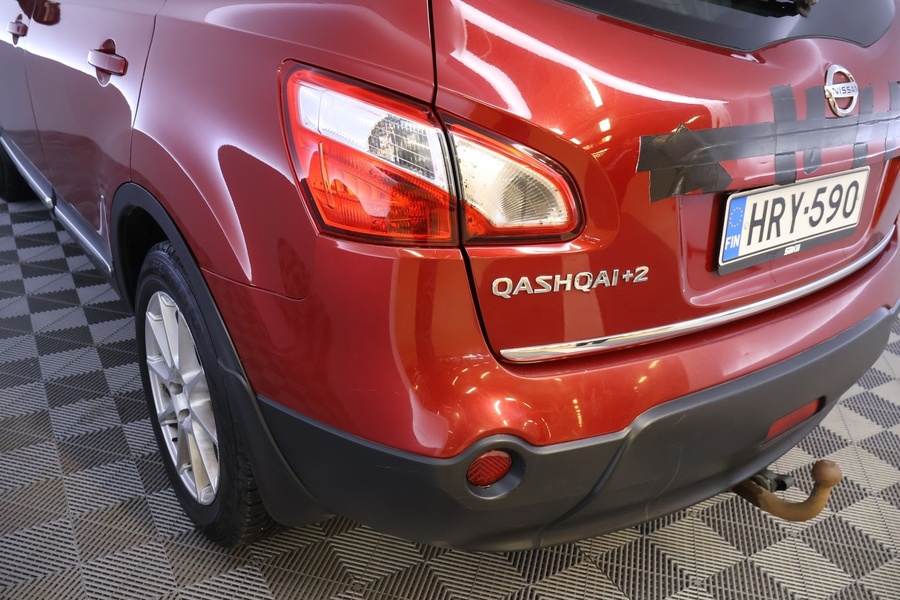 Nissan Qashqai+2 vaihtoauto