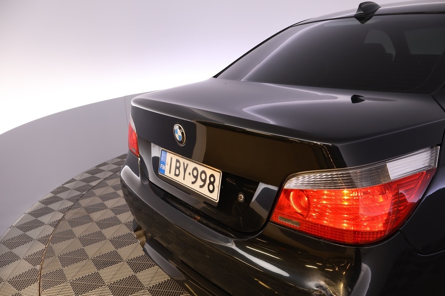 BMW 523 vaihtoauto