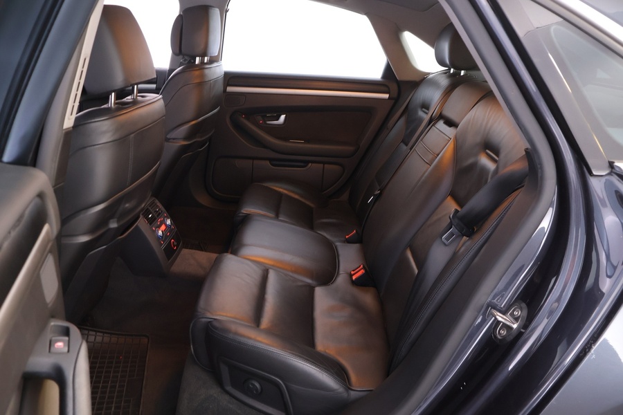 Audi A8 vaihtoauto