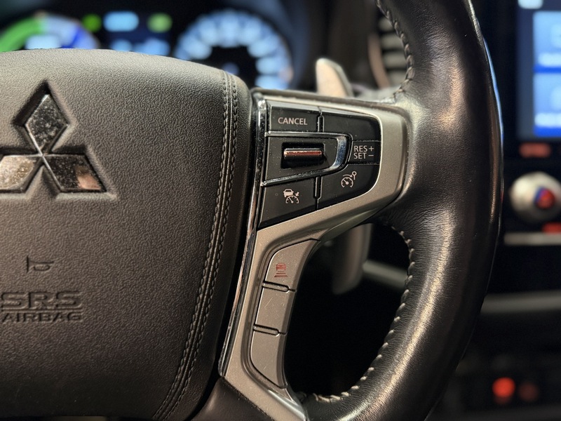 Mitsubishi Outlander PHEV vaihtoauto