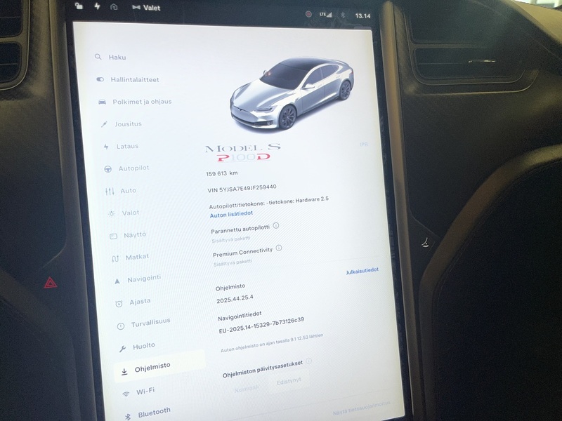 Tesla Model S vaihtoauto