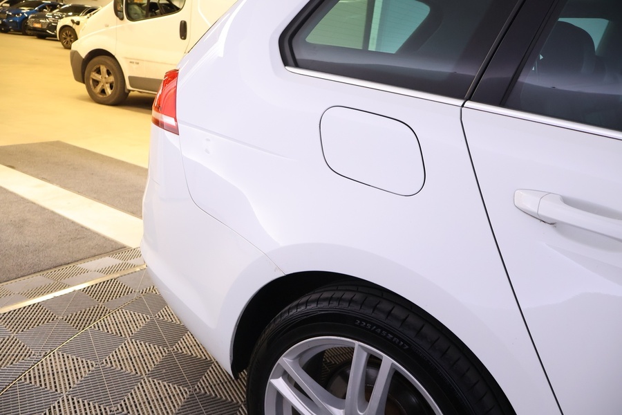 Volkswagen Golf vaihtoauto