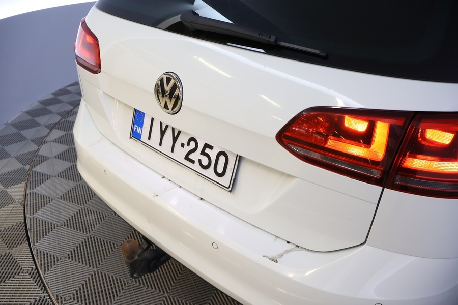 Volkswagen Golf vaihtoauto