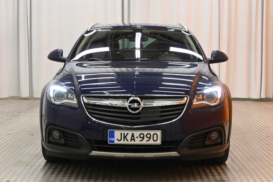 Opel Insignia vaihtoauto