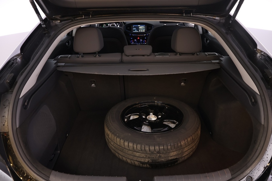 Hyundai IONIQ hybrid vaihtoauto