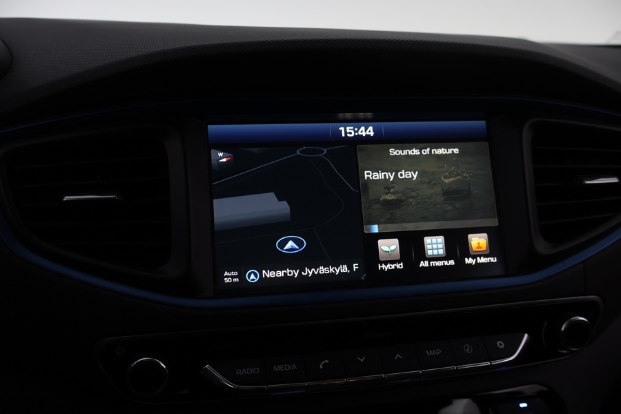 Hyundai IONIQ hybrid vaihtoauto