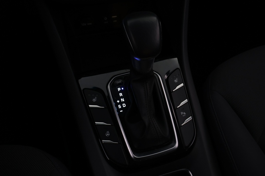 Hyundai IONIQ hybrid vaihtoauto