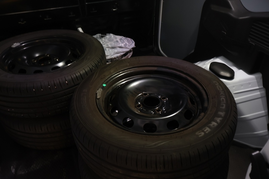 Ford Transit Courier vaihtoauto