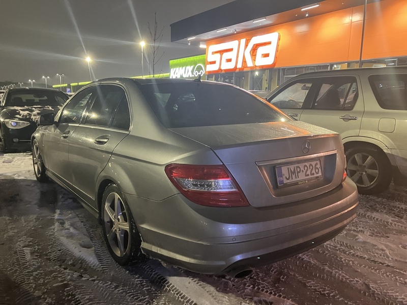 Mercedes-Benz C vaihtoauto