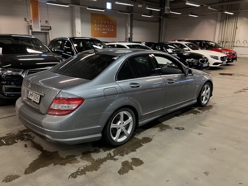 Mercedes-Benz C vaihtoauto