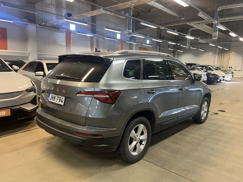 Skoda Karoq vaihtoauto